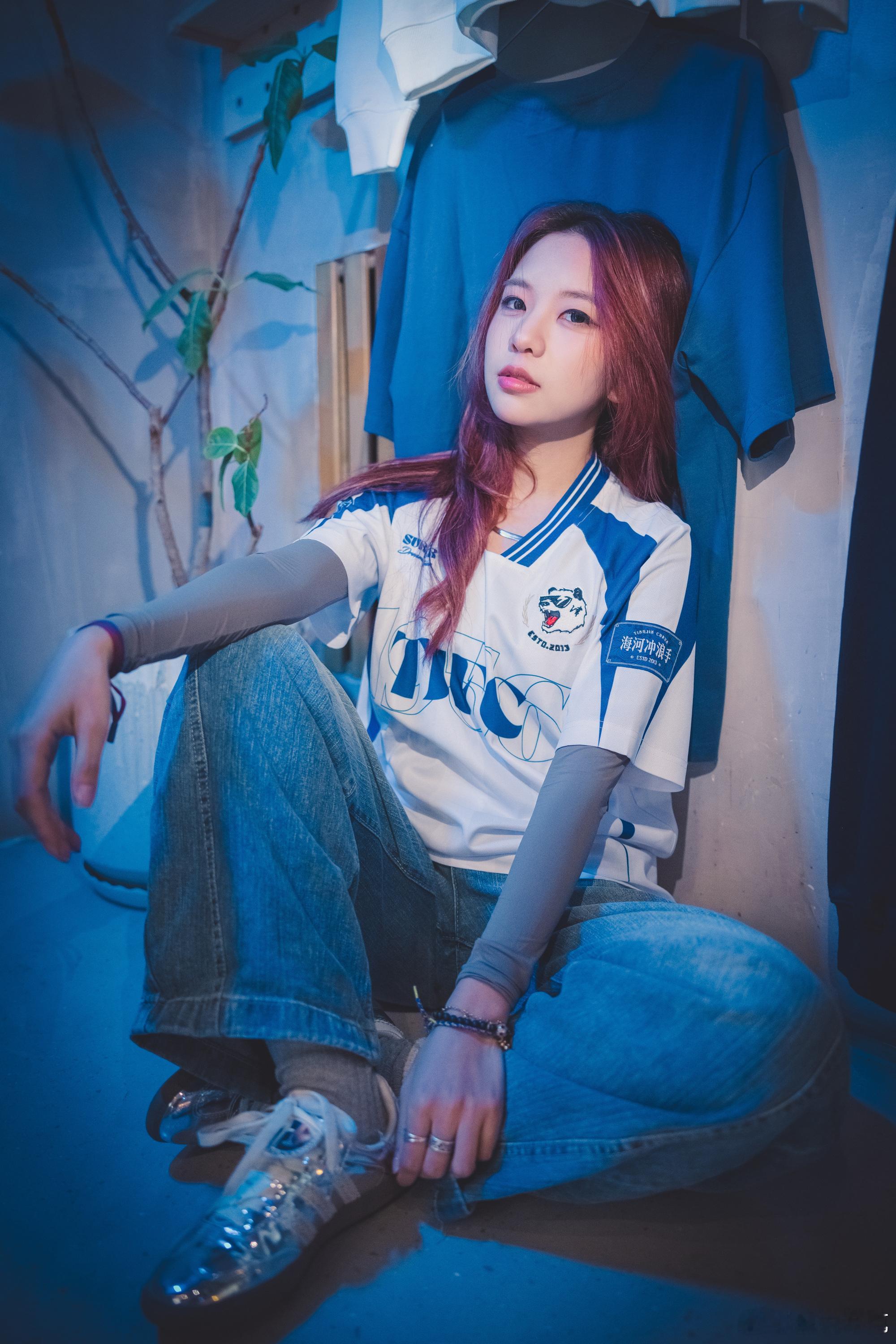 天津津门虎“南看台联合纵队”发布新赛季助威服。好看好看原本被邀请去拍这个，因为个