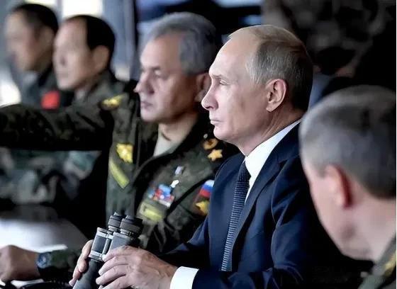 普京不再死扛，终于低下头求中国援助，送上的大礼让我国难以抗拒

普京向中国求助，