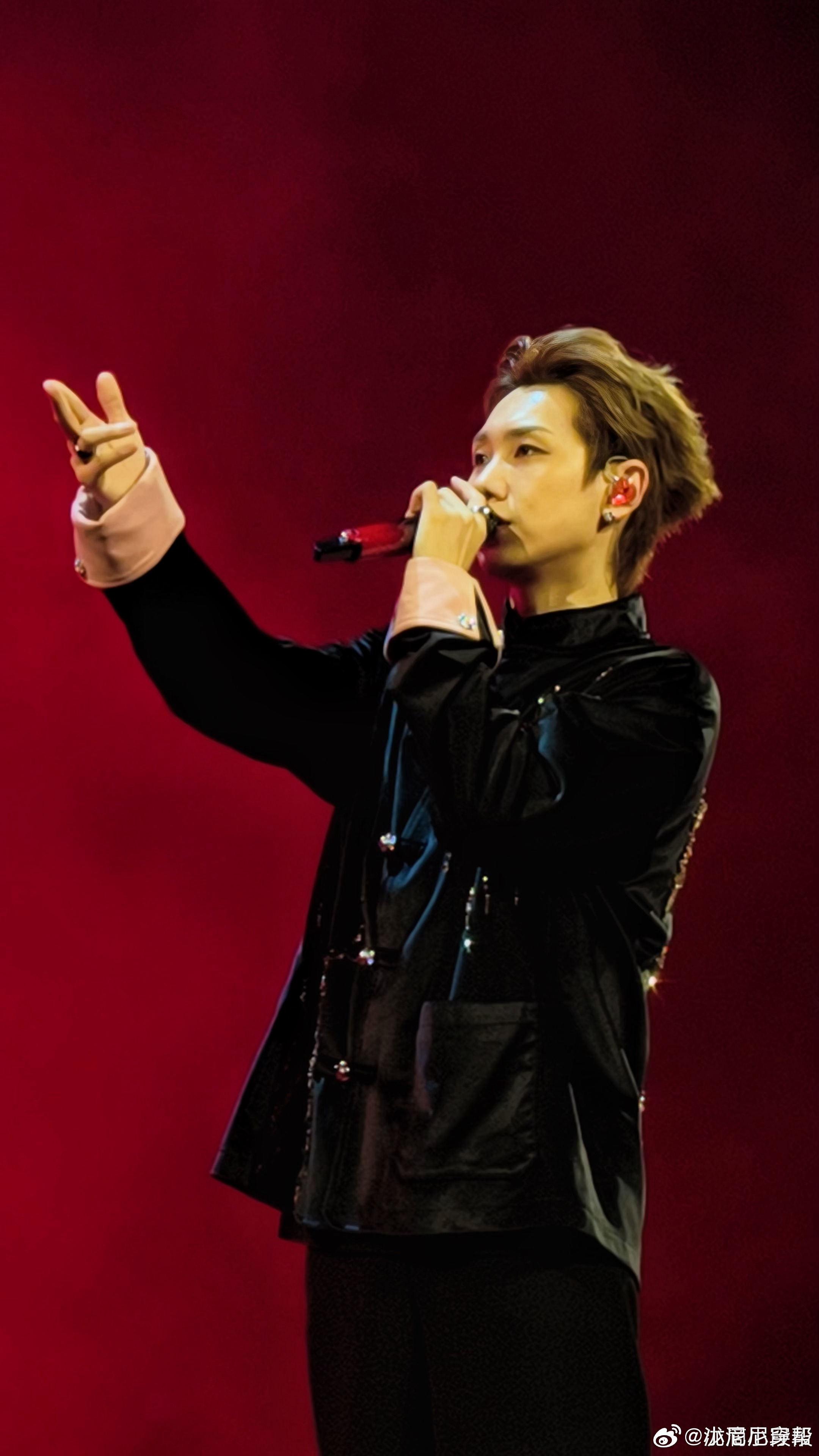 汪苏泷带世界名曲走向世界 世巡舞台上的每首经典改编，都是文化交流的桥梁，汪苏泷用