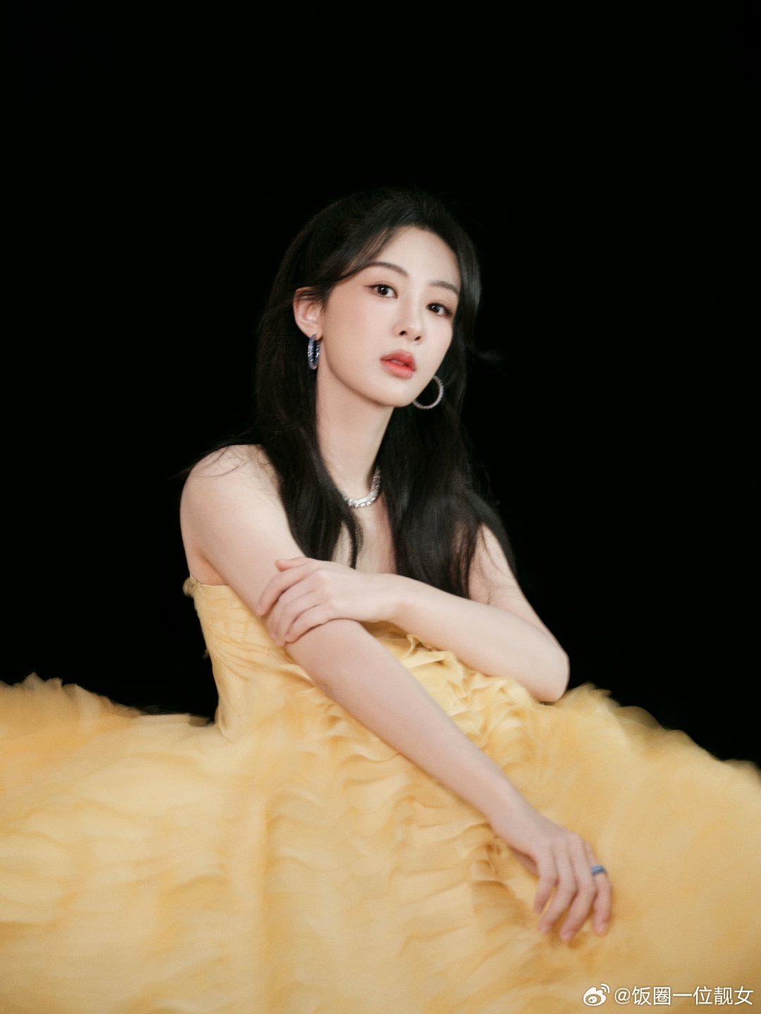 咖位之争这么多年，迪丽热巴和杨紫究竟谁更胜一筹？ 