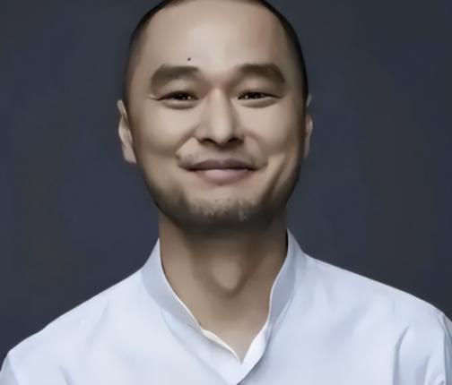 有一天，身价8亿的冯唐组了一个豪华饭局，只邀请了10个人，没承想竟然有6个人“放