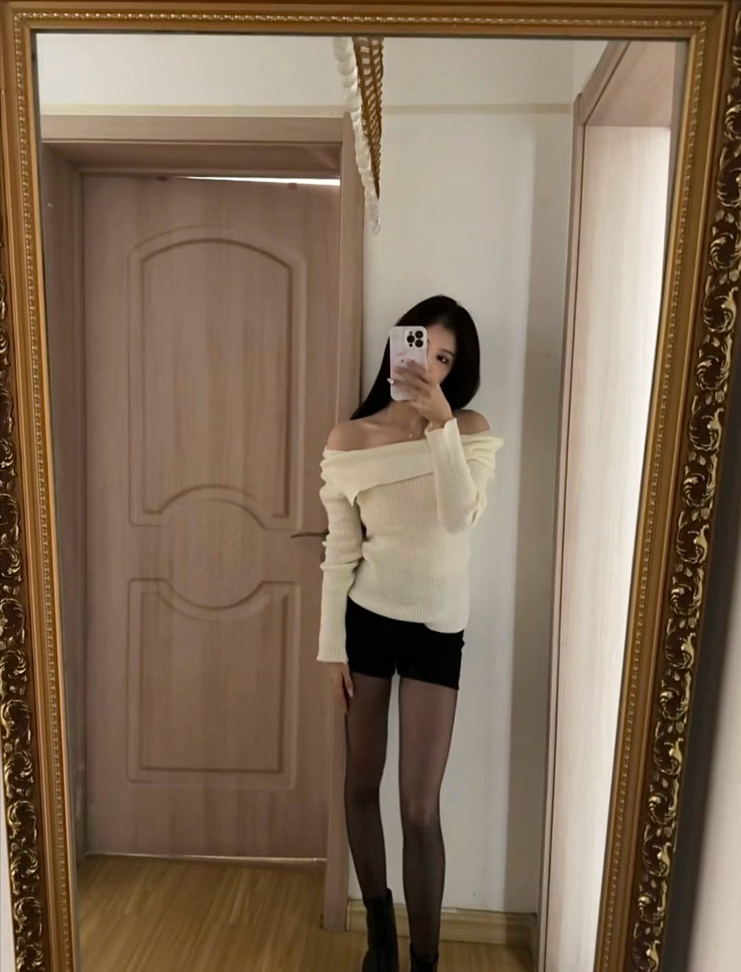 好想 好想 好想 把这副身体给你，随你使用 ​​​[怒]  ​​​