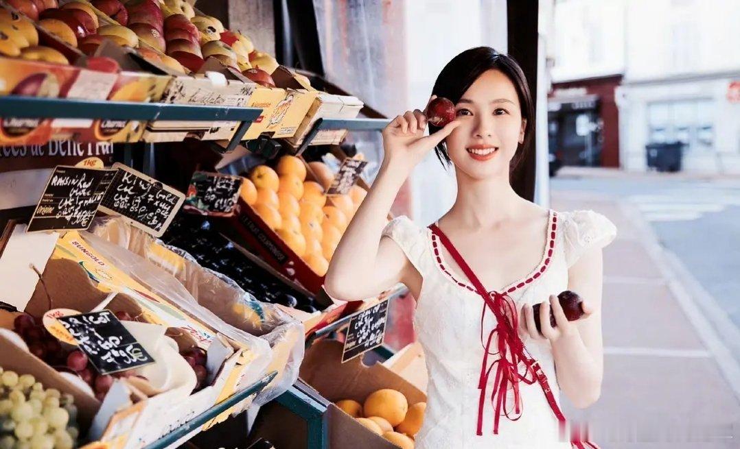 陈都灵这是无效营业了吧，上次发的图明明好看了，又开始倒油～ ​​​