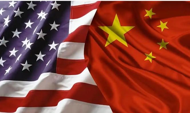 美国对“中国威胁”的焦虑，本质上是一面映照自身衰落的镜子。真正让华盛顿不安的，并