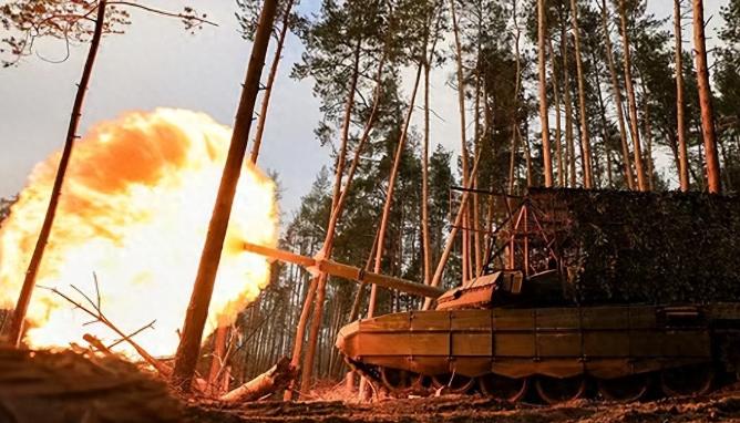 俄乌战场的库皮扬斯克，现在简直热闹得像戏台，两边各说各的理，一个比一个说得真，网