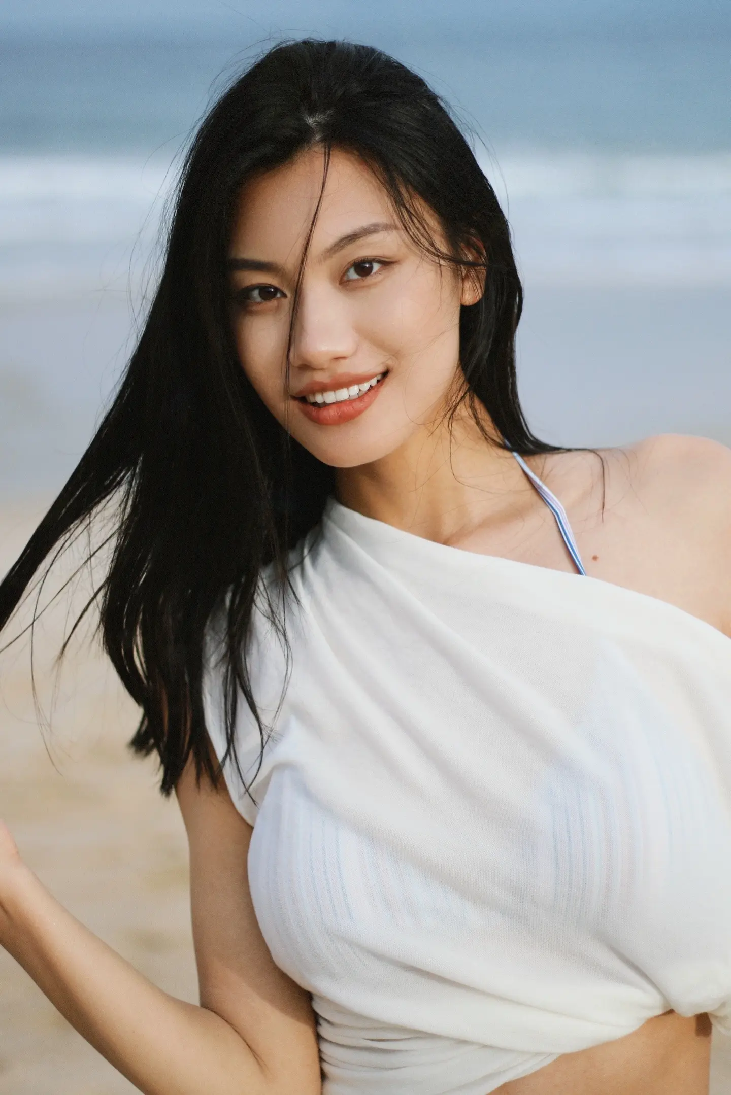 表演一个辣妹与海🌊🐳🐚🏝🏖🩱。工作之余来海边放松一下吧～