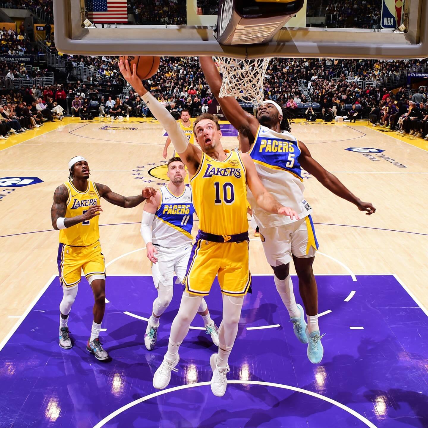 湖人vs步行者湖人vs步行者洛杉矶湖人