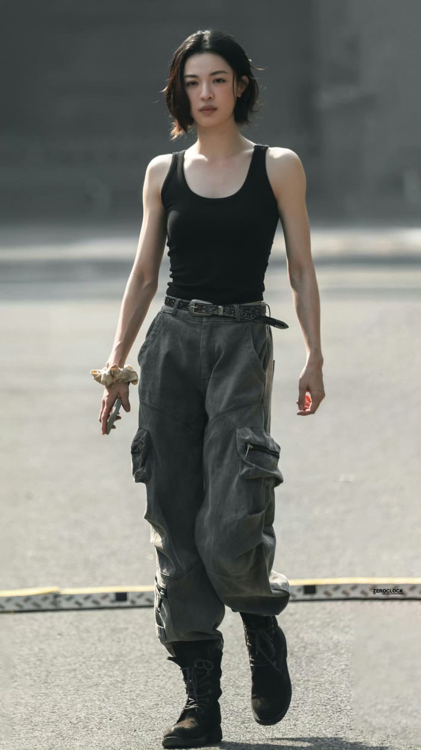 钟楚曦明日乐园路透，还挺贴人设的