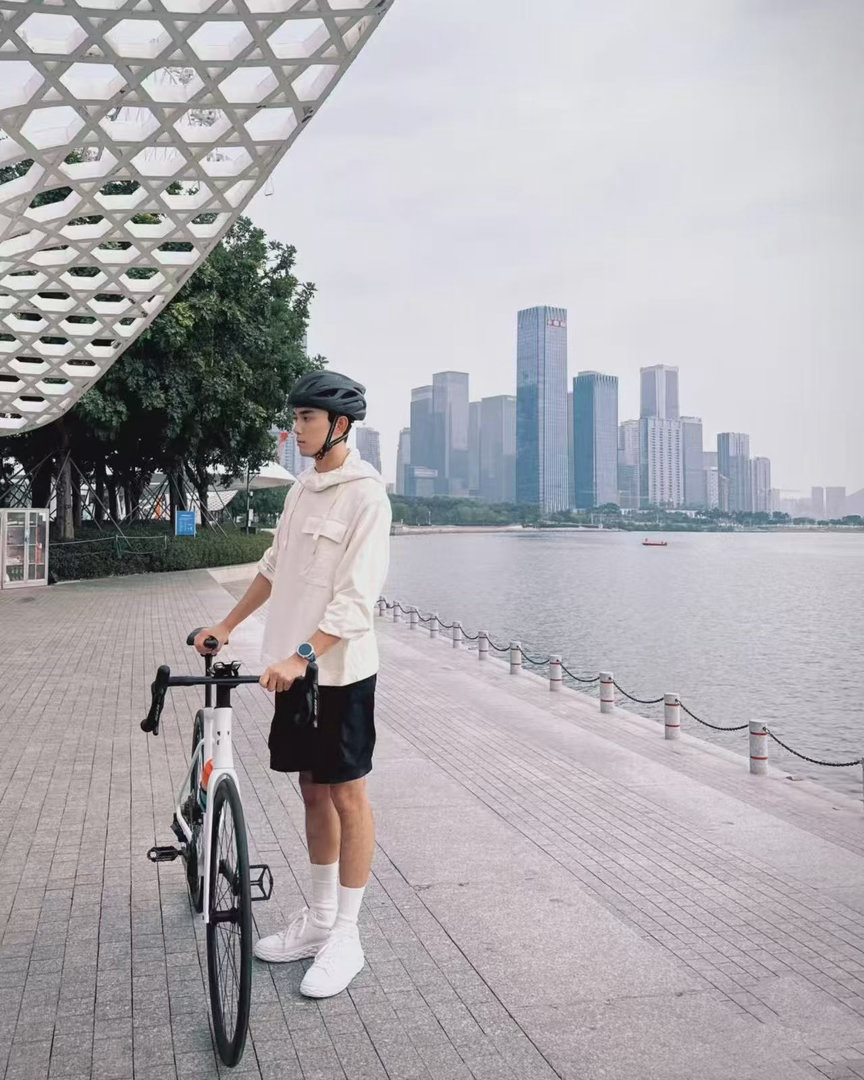 吴磊ted式演讲吴磊演讲风格💡没有空洞鸡汤，全部来自真实出行体验，吴磊输出的观