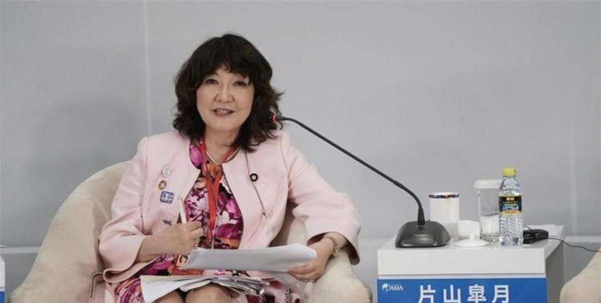 95 岁的巴菲特近日在日本放话，预言美日未来几十年将持续走强，却对中国避而不谈。