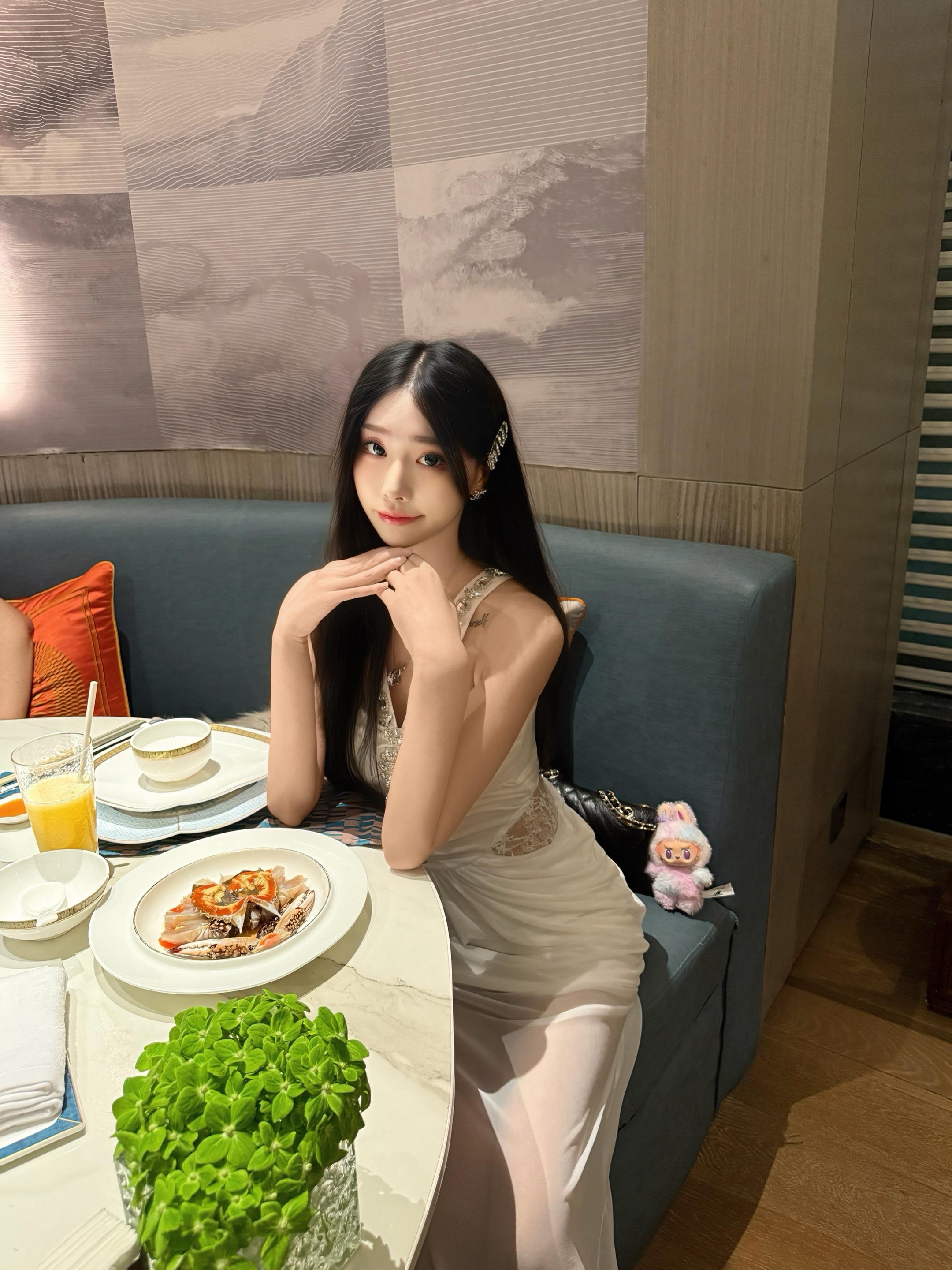 能不能借着天冷的理由 再靠近你一些