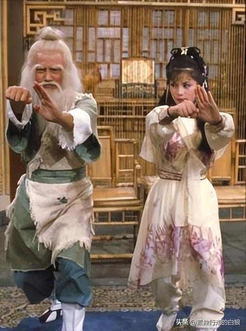 神雕侠侣里一个细思极恐的细节，丐帮帮主的选举把握在黄蓉手里

黄蓉想让鲁有脚上位