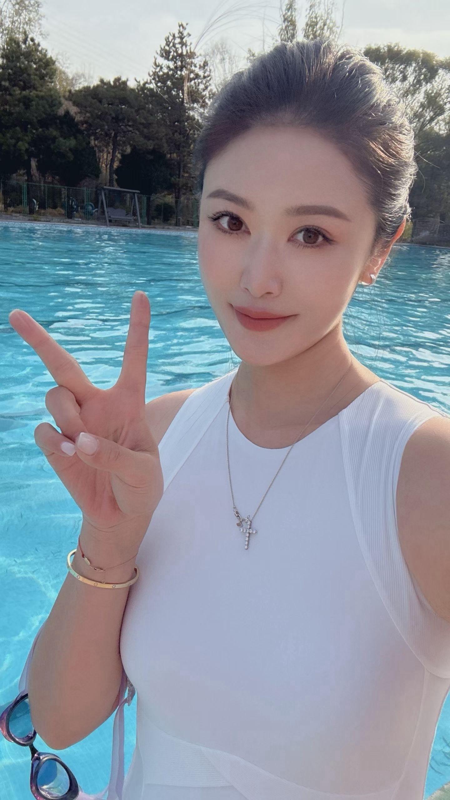 人间枝头，各自乘流。