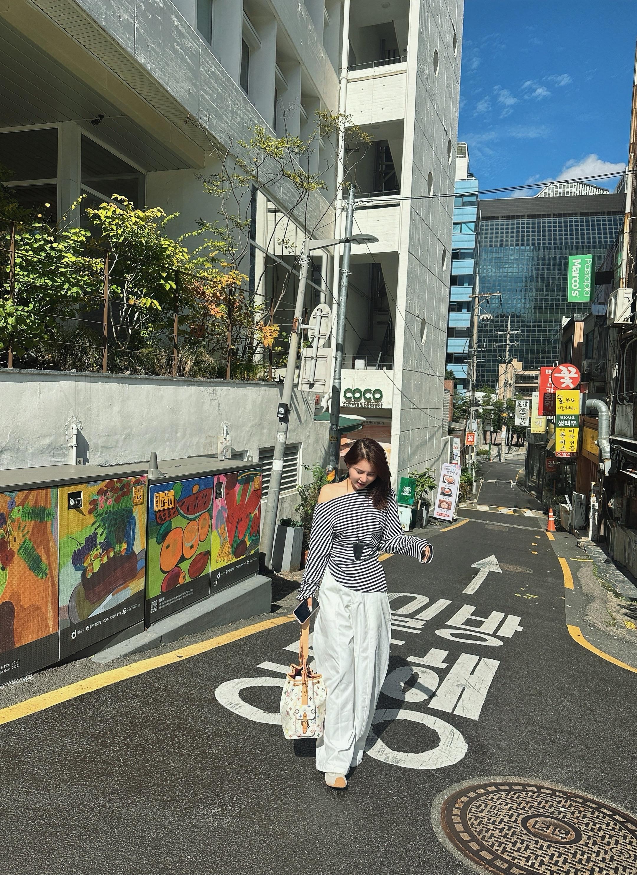 活泼的 沉默的 感性的 理性的 都是我