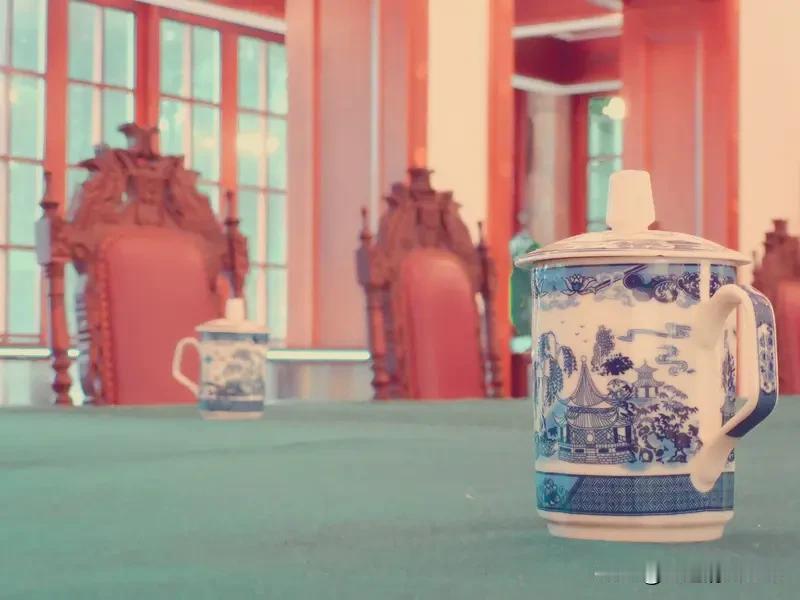你认为这次中俄互动哪些外交细节出乎意料 这次中俄互动好多外交细节都出乎意料。高层