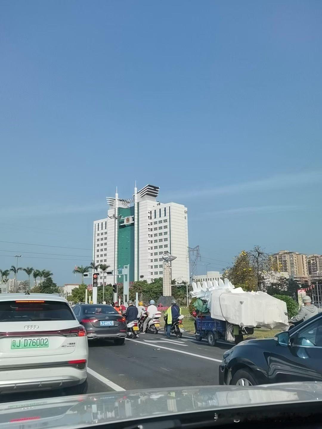 随拍｜开平×赤坎古镇·自力村 CITY WALK
骑楼街老街 城市的记忆 独属老