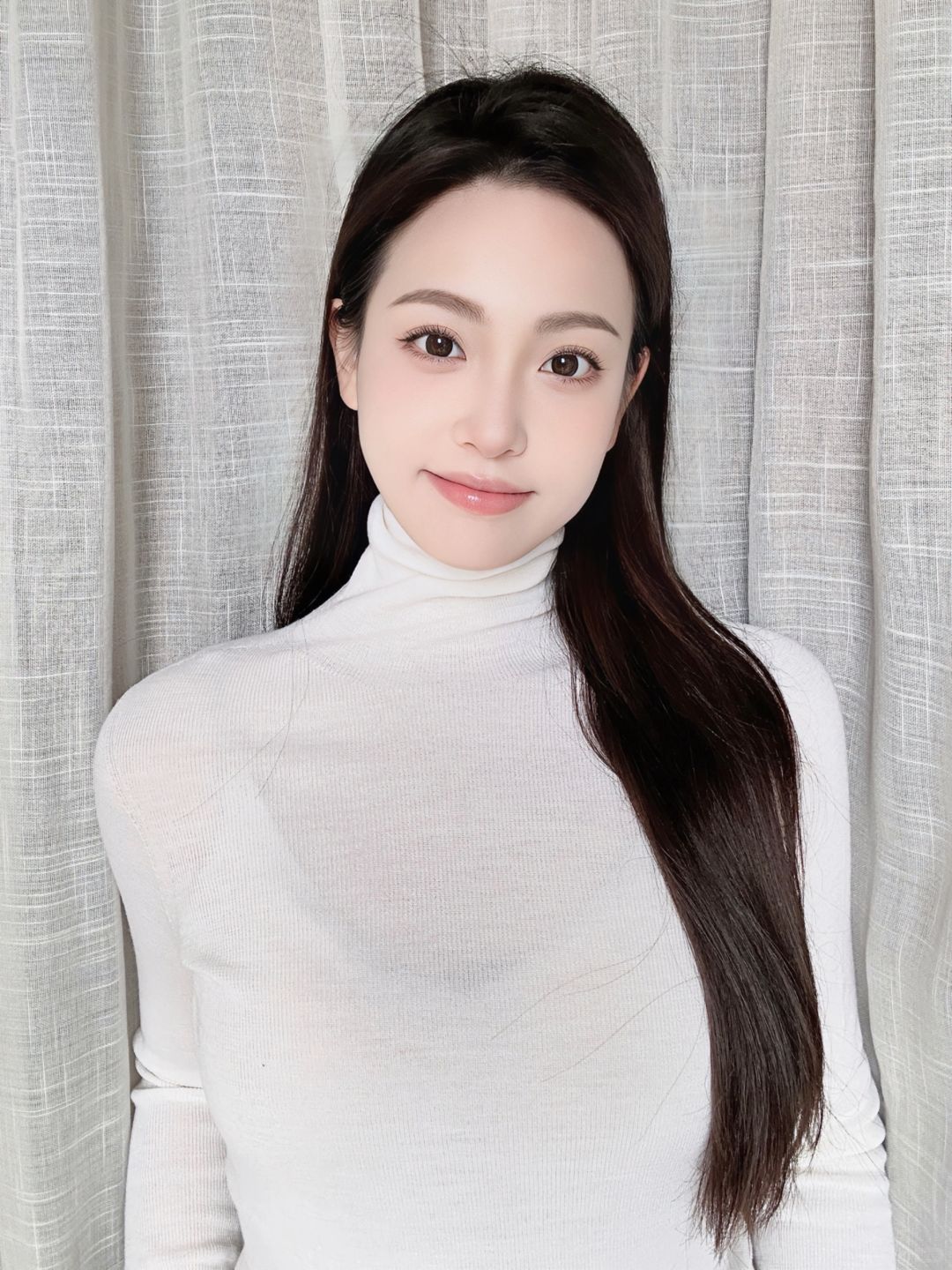 遇见她 如春水映梨花