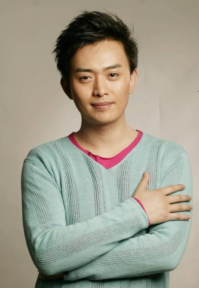 昔日古装男神黄海冰，和闫妍分开后，两人活成两条路
 真没想到黄海冰和闫妍早就离婚