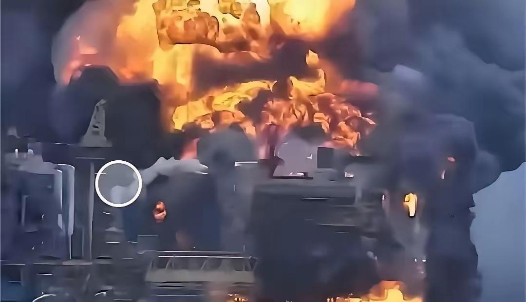 欧洲这下可热闹了。
以色列军工巨头埃尔比特，在捷克的核心工厂，凌晨一把火给烧了。