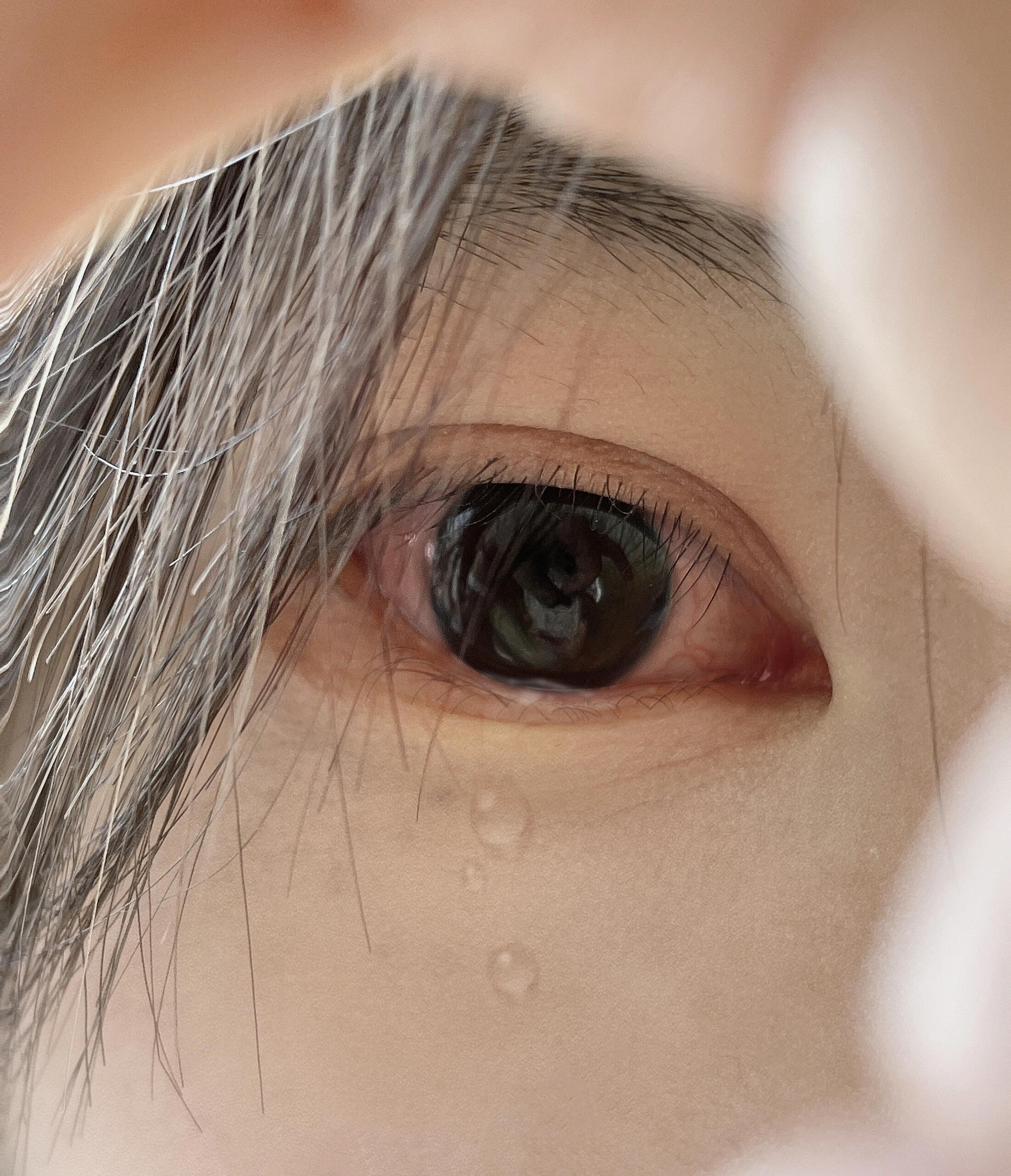 玩抽象被妈妈误会…闲来无事p了一张图，想在朋友圈玩下抽象，结果没想到被妈妈和很多