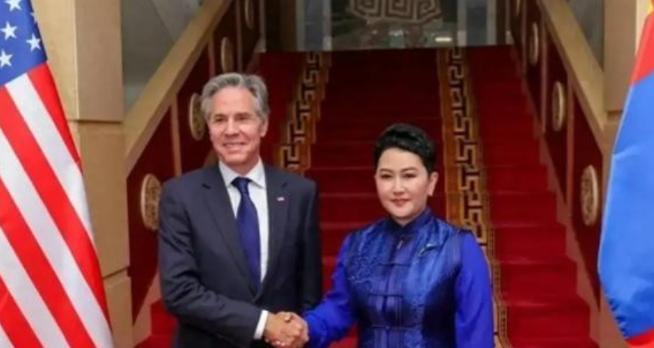 很多人有个疑问，蒙古国如果加入北约，会不会成为第二个乌克兰？我感觉，蒙古国上午8