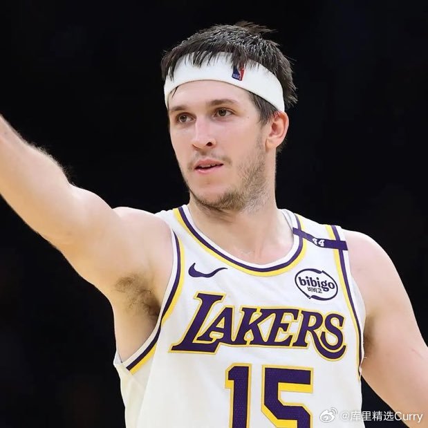 据Eric Pincus报道，犹他爵士对奥斯汀·里夫斯很感兴趣。“我听说犹他爵士