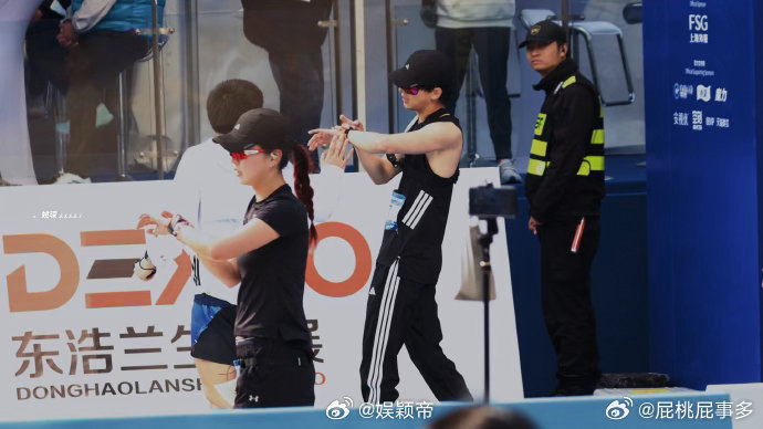 姚琛上海半马完赛 从舞台到赛道，姚琛用21公里解锁人生新地图。汗水浸透衣衫也挡不