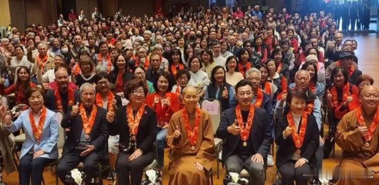 与江启臣、杨琼璎同框　卢秀燕话中藏玄机

国民党台中市长人选之争陷入胶着，江启臣