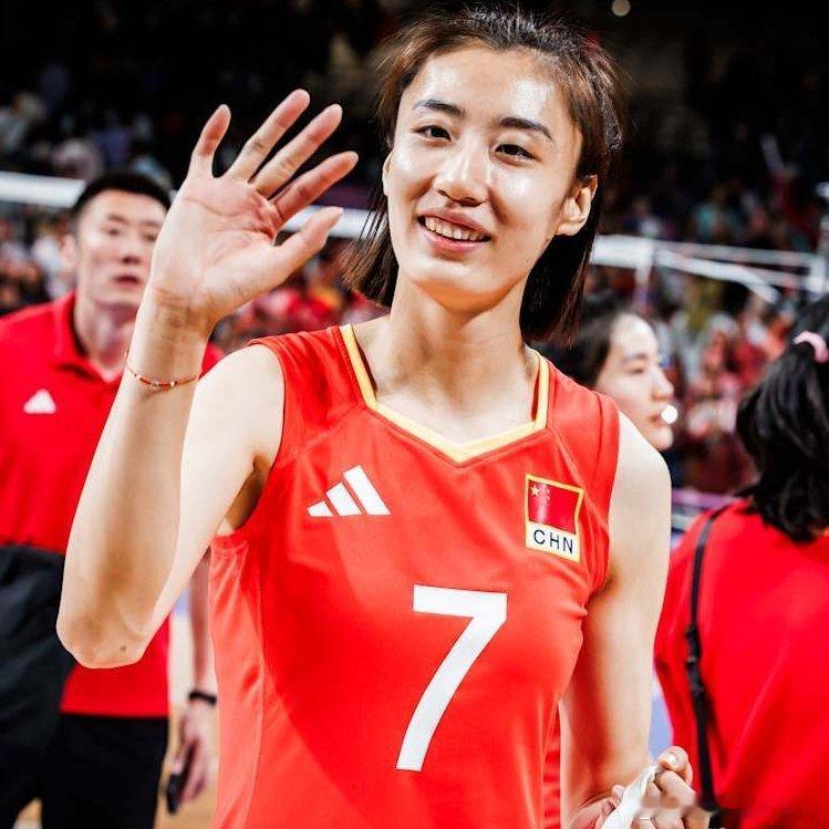 🔴 中国国手王媛媛，虽然还没有被加拉塔萨雷官宣加盟；📊但已出现在土耳其联赛的