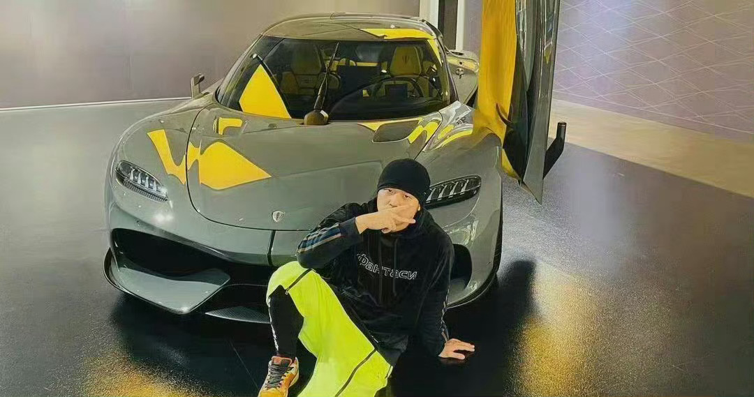 女儿说爸爸很适合这辆车
