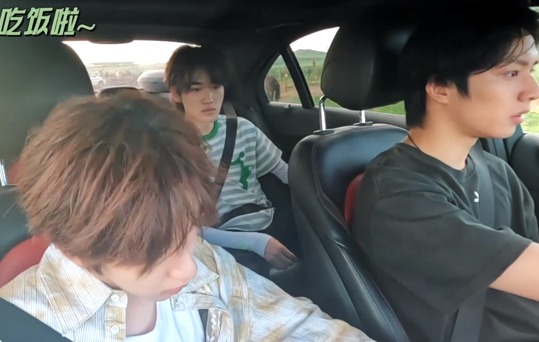 #时代少年团少年一夏返程vlog# 时代少年团少年一夏返程vlog，踩着夏天的尾