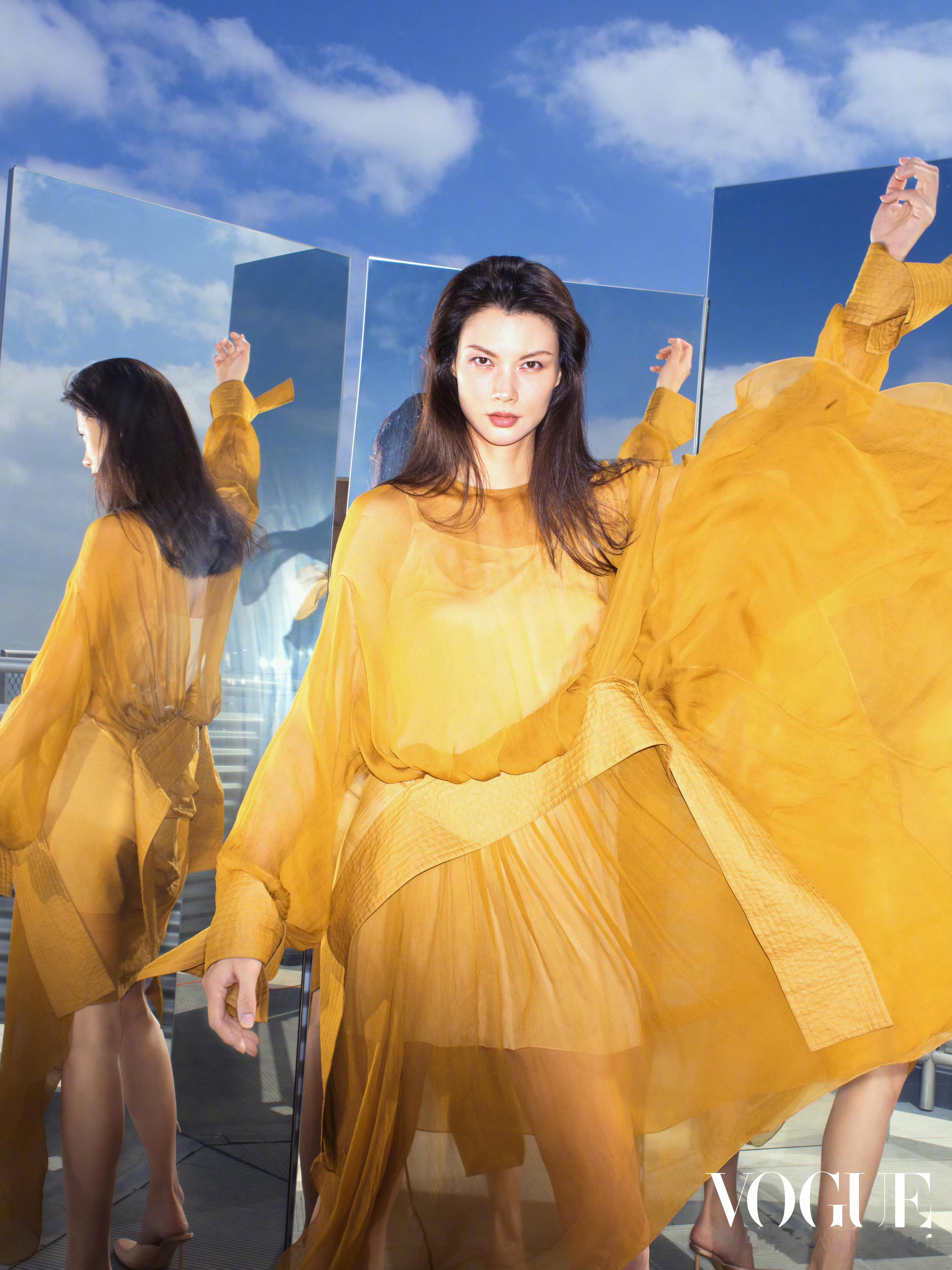 VOGUE China封面人物  王雯琴 1/28 ​​​