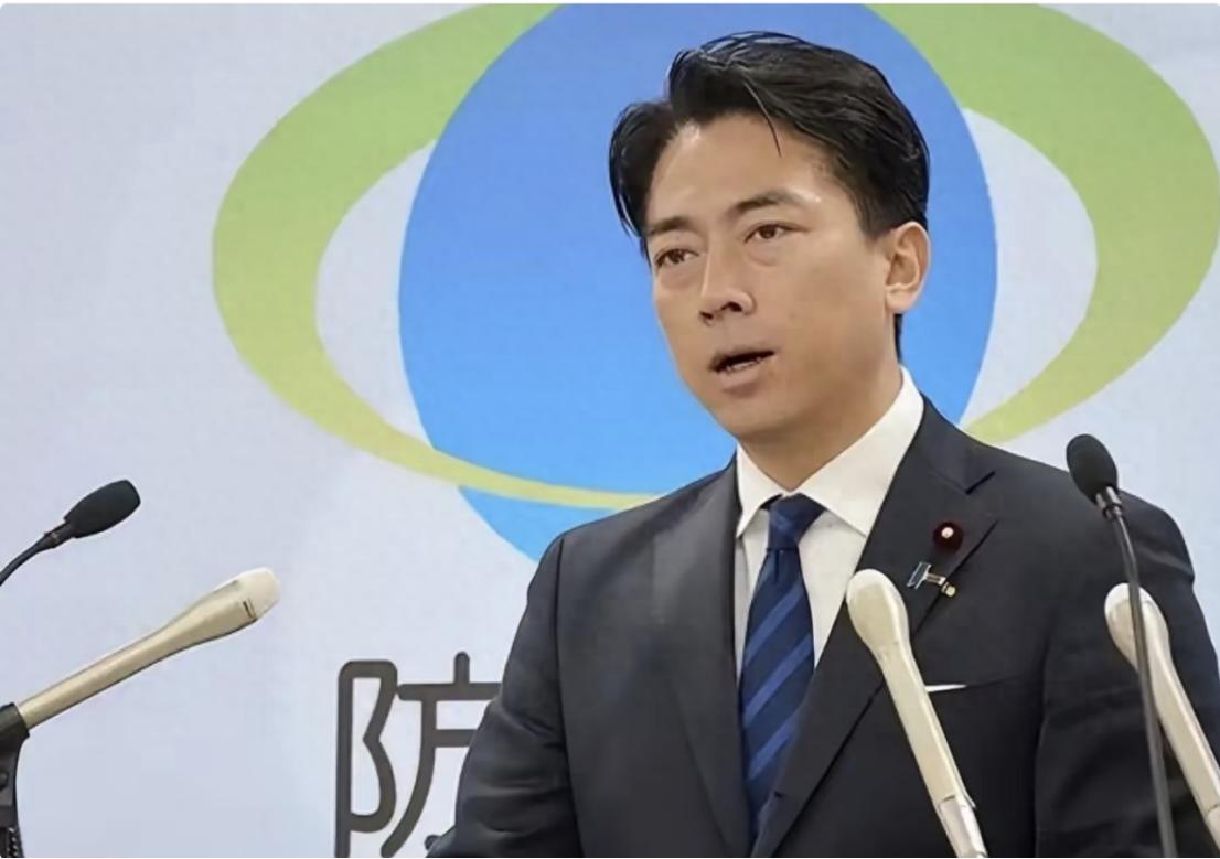 日本这次对中俄舰艇训练提出所谓“交涉”，看上去是在维护海洋权益，实际上却一脚踢到