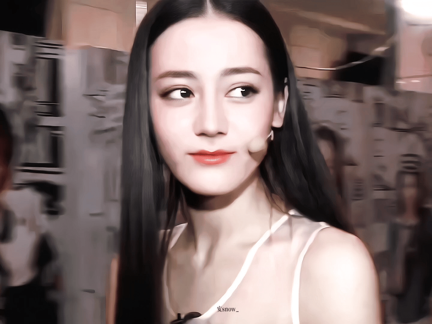 迪丽热巴德佑全球品牌代言人 dlrb甄稀冰淇淋品牌代言人迪丽热巴 “如果你觉得拥