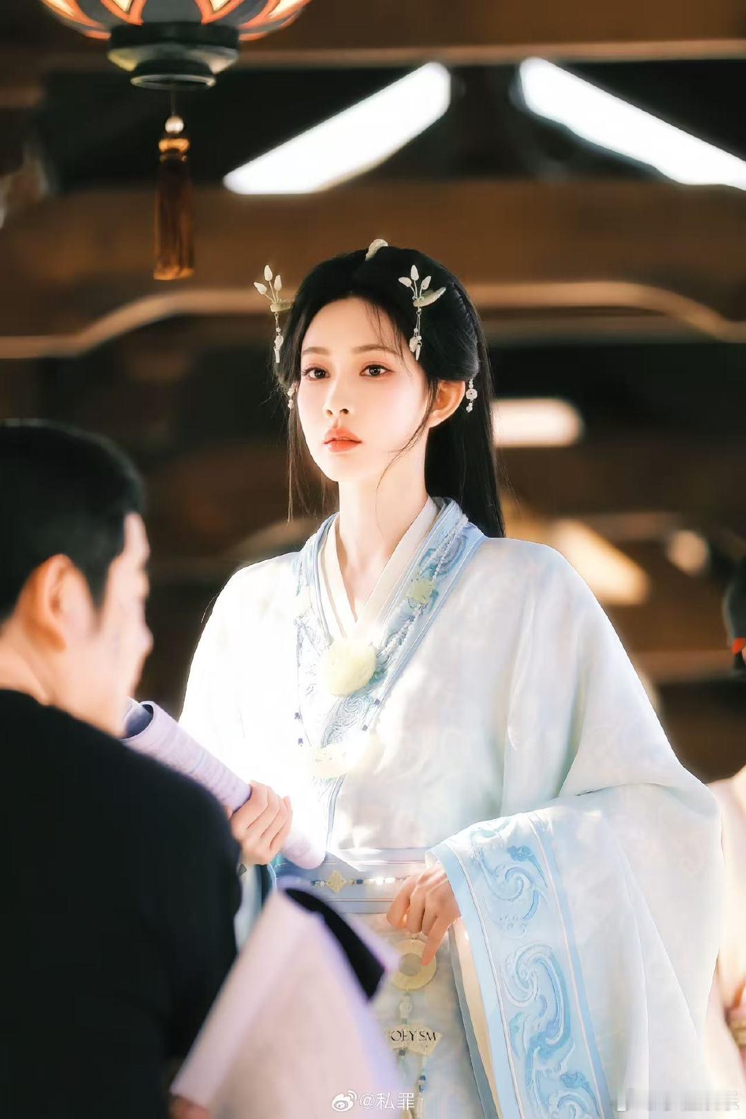 孟子义沈妙眼神戏 表面温和有礼，内心门儿清，沈妙的眼神太有故事感。 