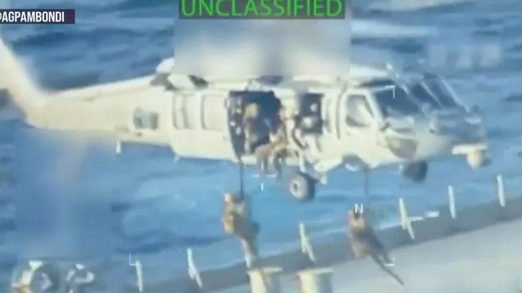 特朗普一声令下，美军扣押一艘巨轮，上面的石油全都归美国所有？！
特朗普宣布，美军