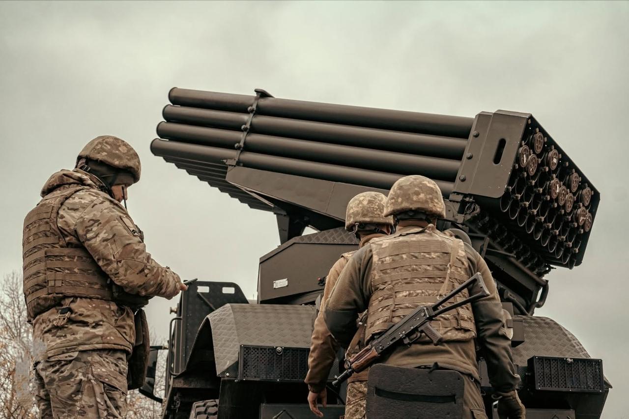 乌克兰宣称击退了俄军在波克罗夫斯克方向的突然袭击。

乌克兰国民警卫队发言人鲁斯