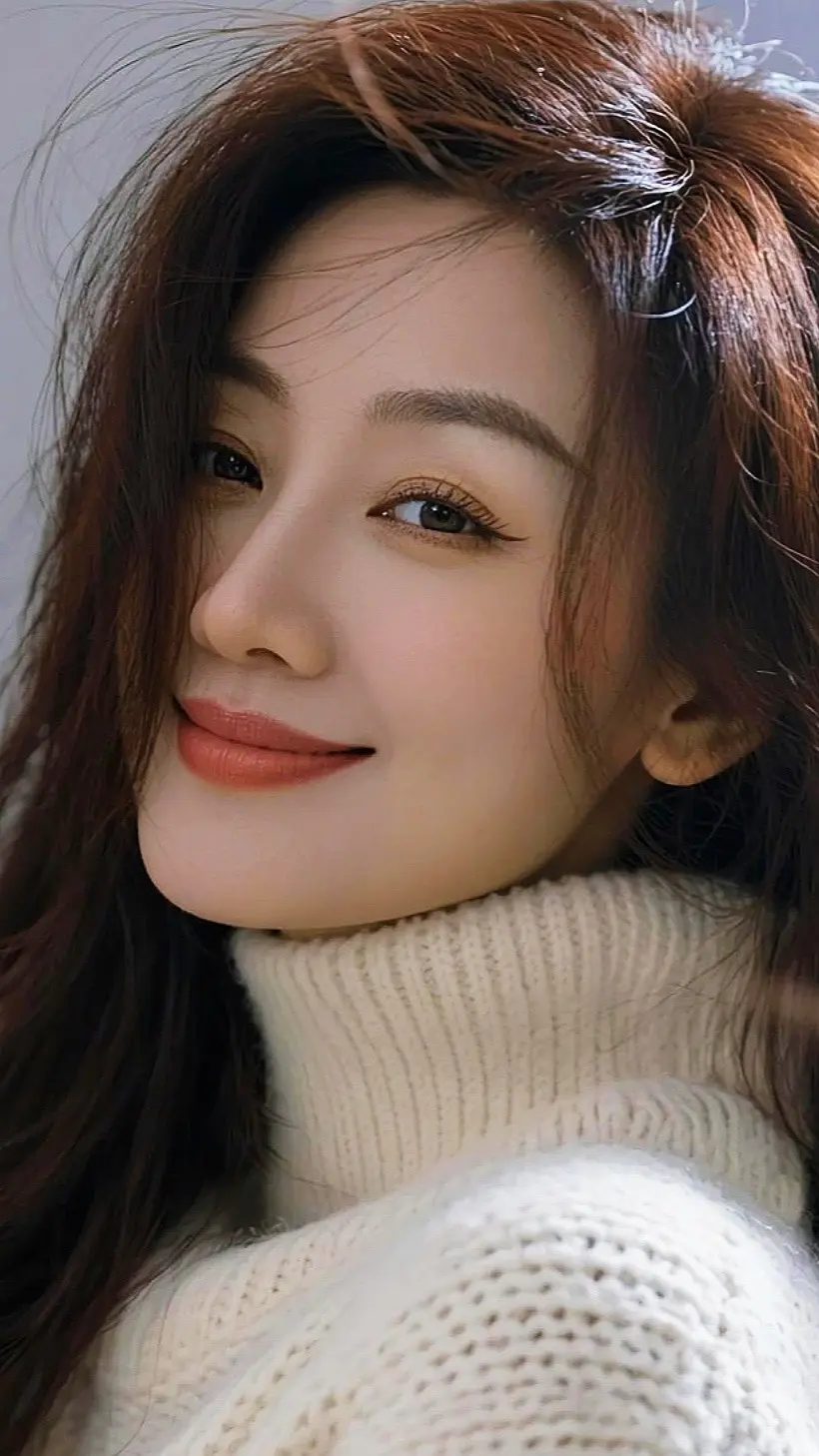 AI温柔毛衣写真 随变ai随便玩 玩法达人伙伴计划广告分成