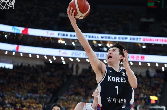 李贤重的经纪公司Epic Sports于4日宣布：“李贤重已最终决定代表圣安东尼