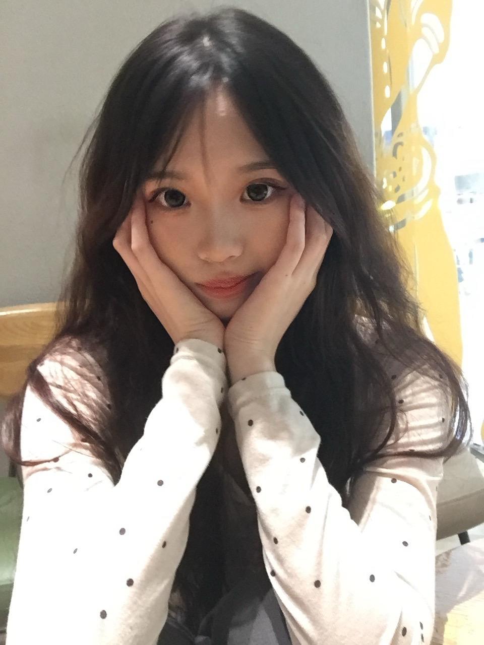 你一句好丑 我低下头 碗里的拌饭变汤饭