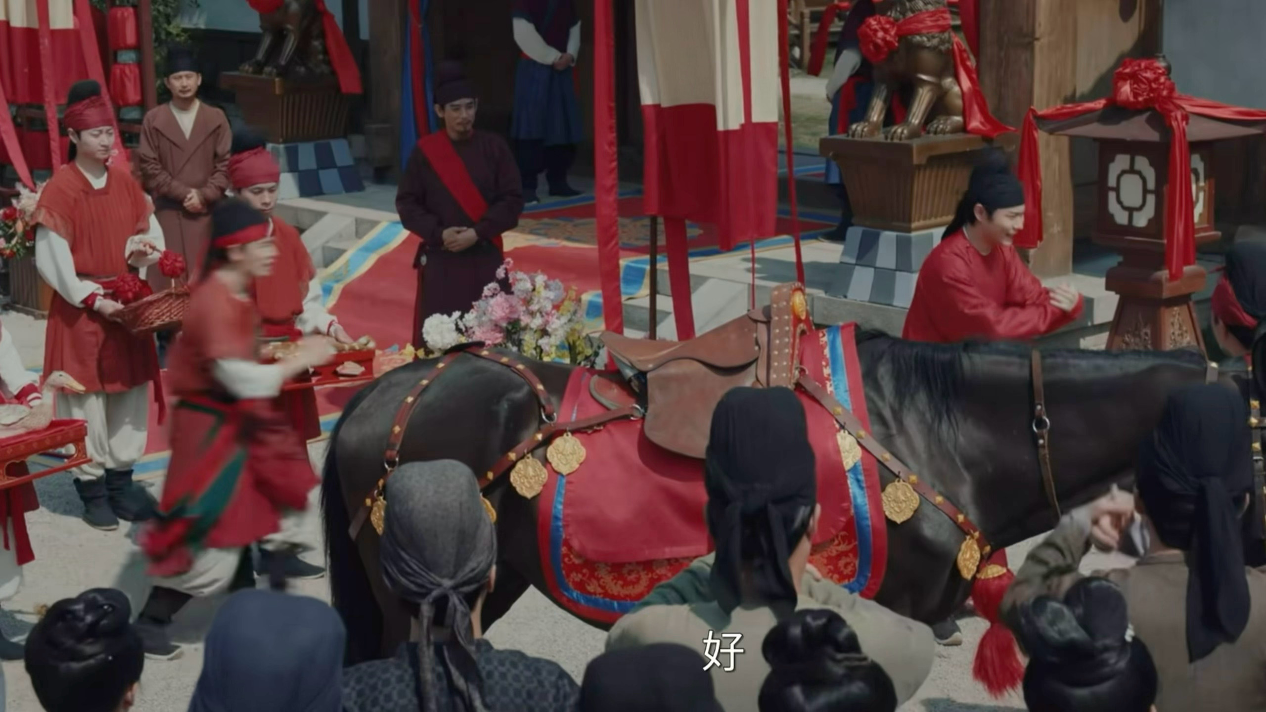 跟个小弹簧一样连蹦带拖地跑这两步这辛酸啊笑得我nabsjskakao