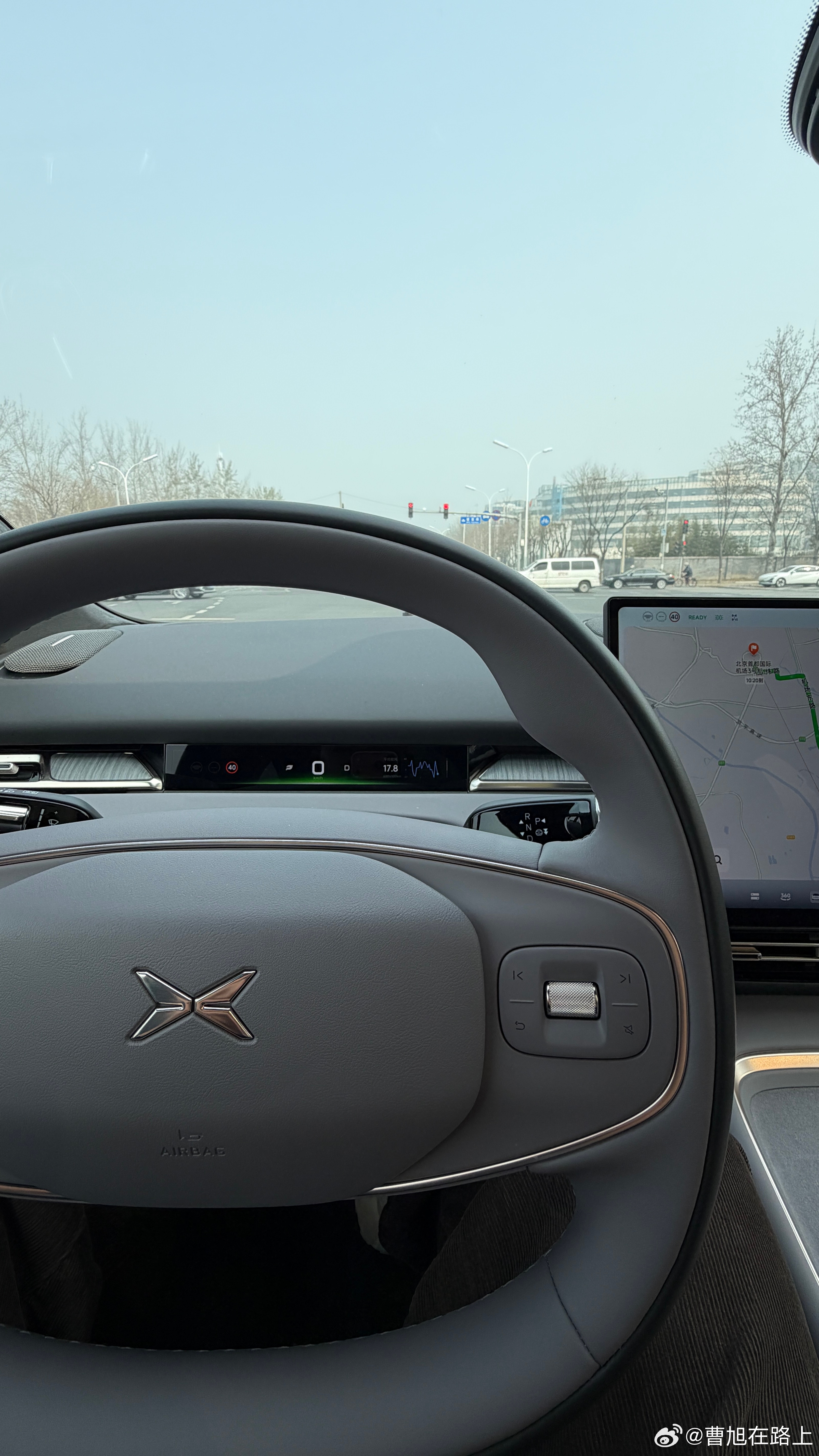 今天往返上海顺便把鹏友给试了新的P7+ ultra电驱挺健康能耗能很快降到很低的