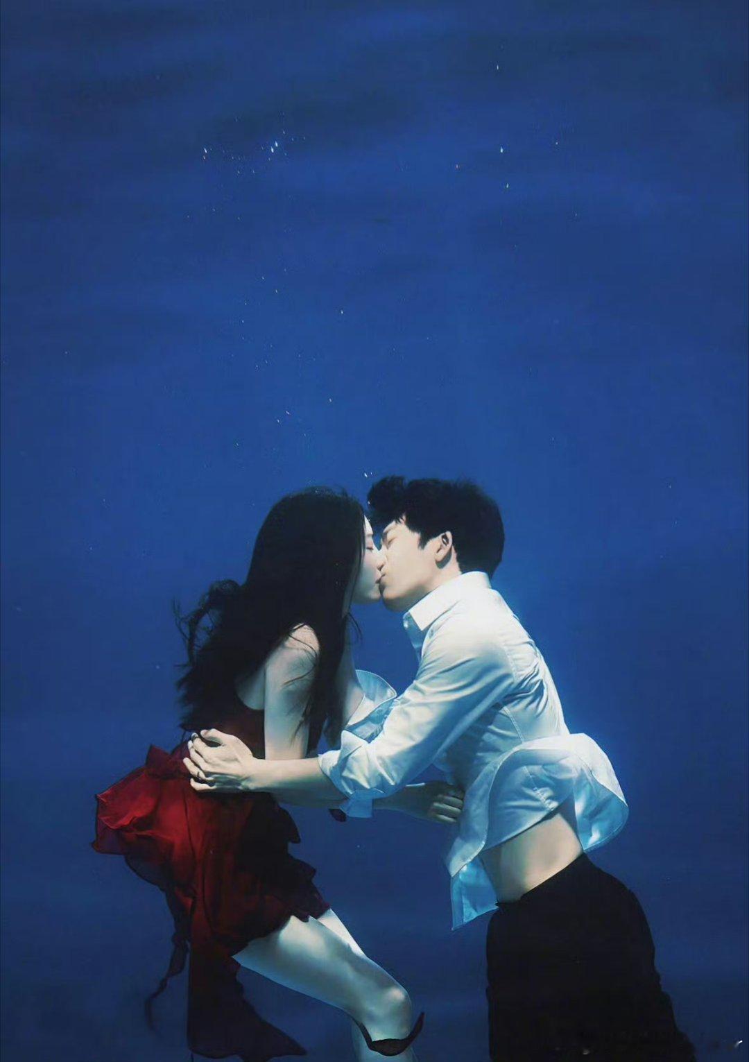 钢铁森林 删吻戏都拍了为什么要删呀？是有什么顾虑吗？ 