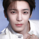 侯明昊又瘦了好多拒绝侯明昊击掌第一人 侯明昊在不断瘦身的同时也在提升自己的演艺事