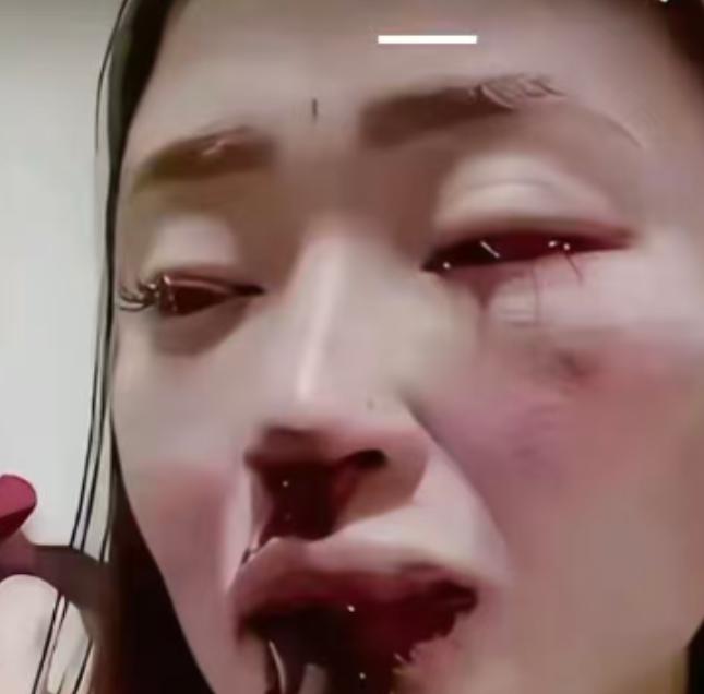 深圳姑娘柳薇，英国留学时跟印度男友汗卡迪谈恋爱，不顾父母以死相逼的阻拦，揣着17
