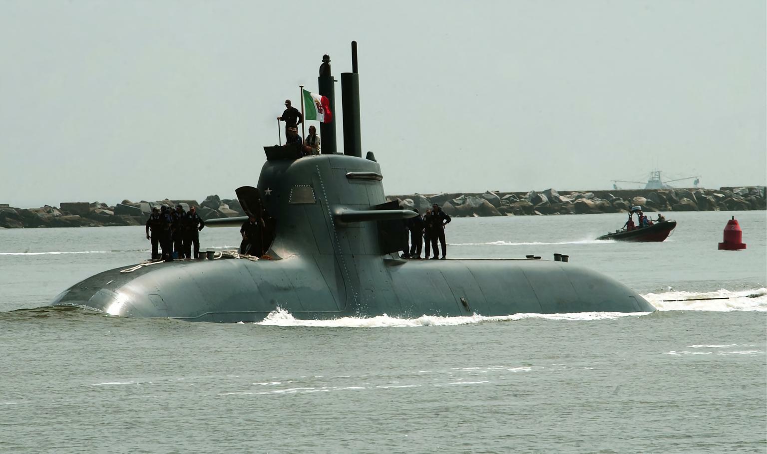 每天认识一件兵器 德国212级潜艇212级潜艇是由德国哈德威造船厂设计的柴电动力