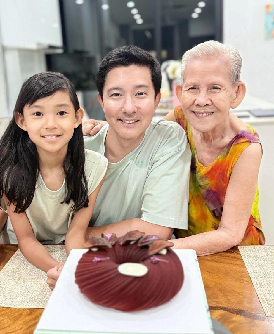 演员立威廉确诊甲状腺癌二期。12月8日，立威廉在采访中自曝他今年确诊了甲状腺癌，