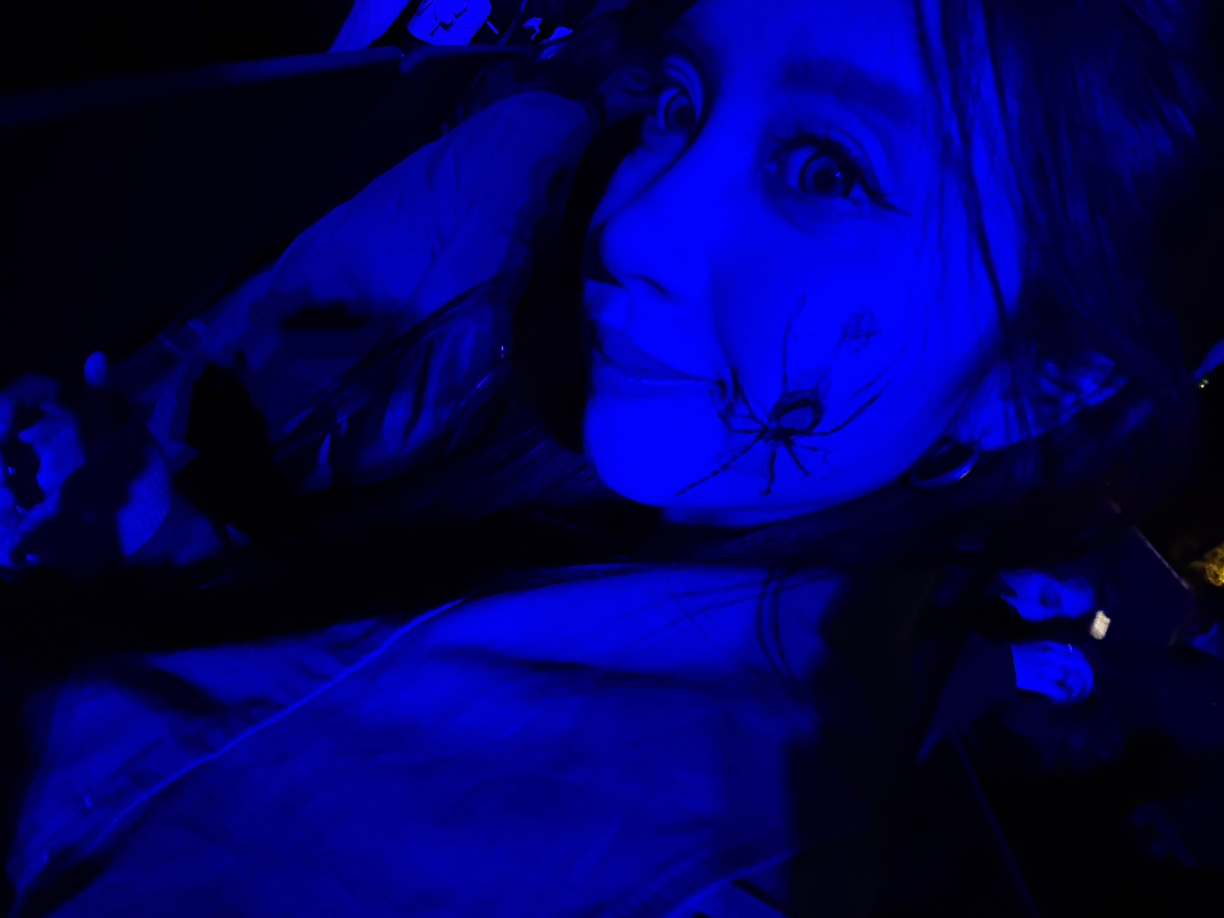 继年卡掉了两年后又来我的快乐老家啦图二是配音live哈哈哈 小黄人送香蕉可太可爱