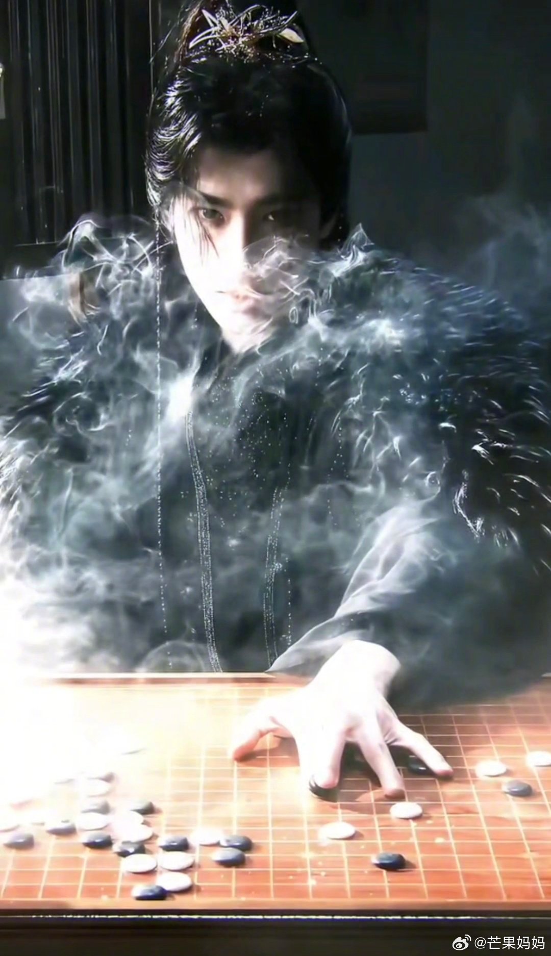 张康乐你好华丽的一张脸…脑海里一下冒出很多权谋小说男主…冰湖重生