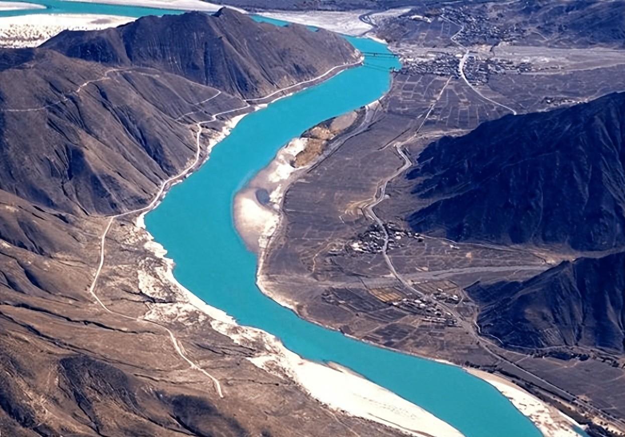说核弹危险？不如看一眼现在的水。2026年，莫迪这步“掐断巴铁水源”的棋，比导弹